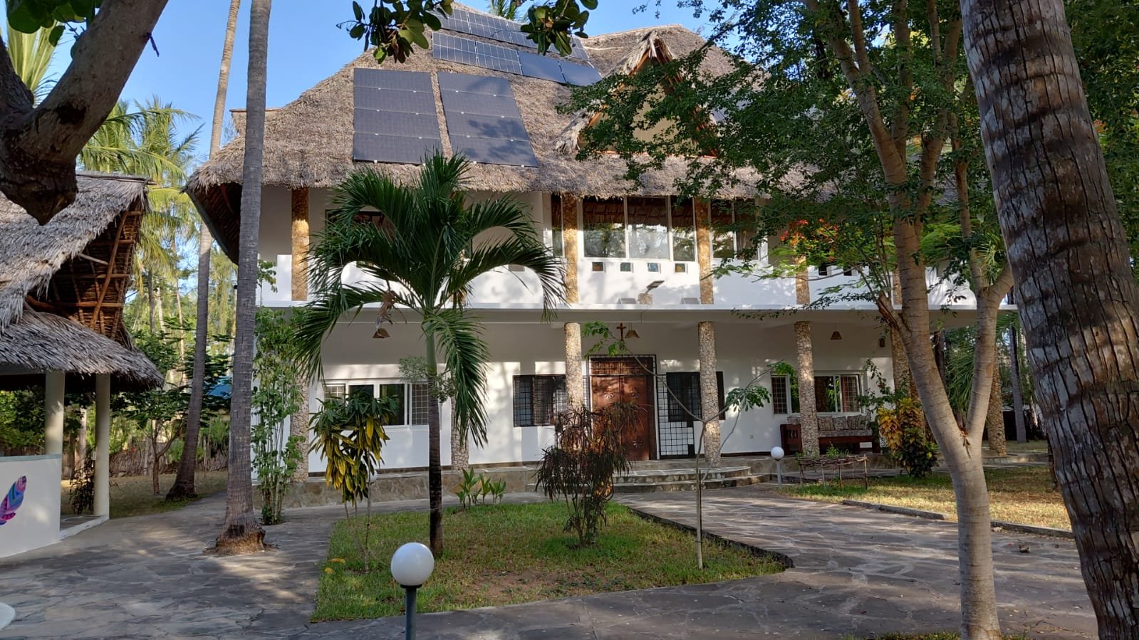 Exclusive 5-Bedroom Luxury Villa on 1 Acre in Watamu - property image 3