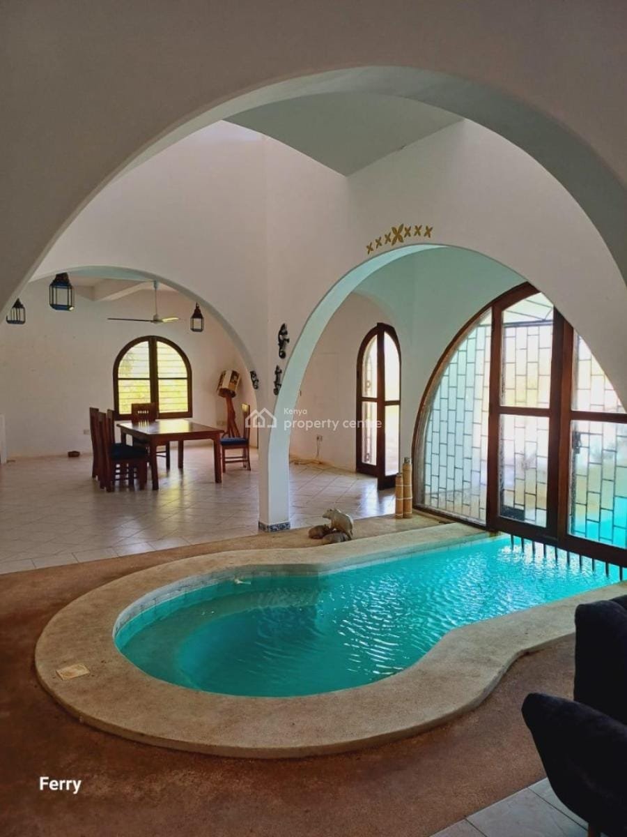 Exclusive 4-Bedroom Beachfront Home on 4 Acres in Watamu - property image 4