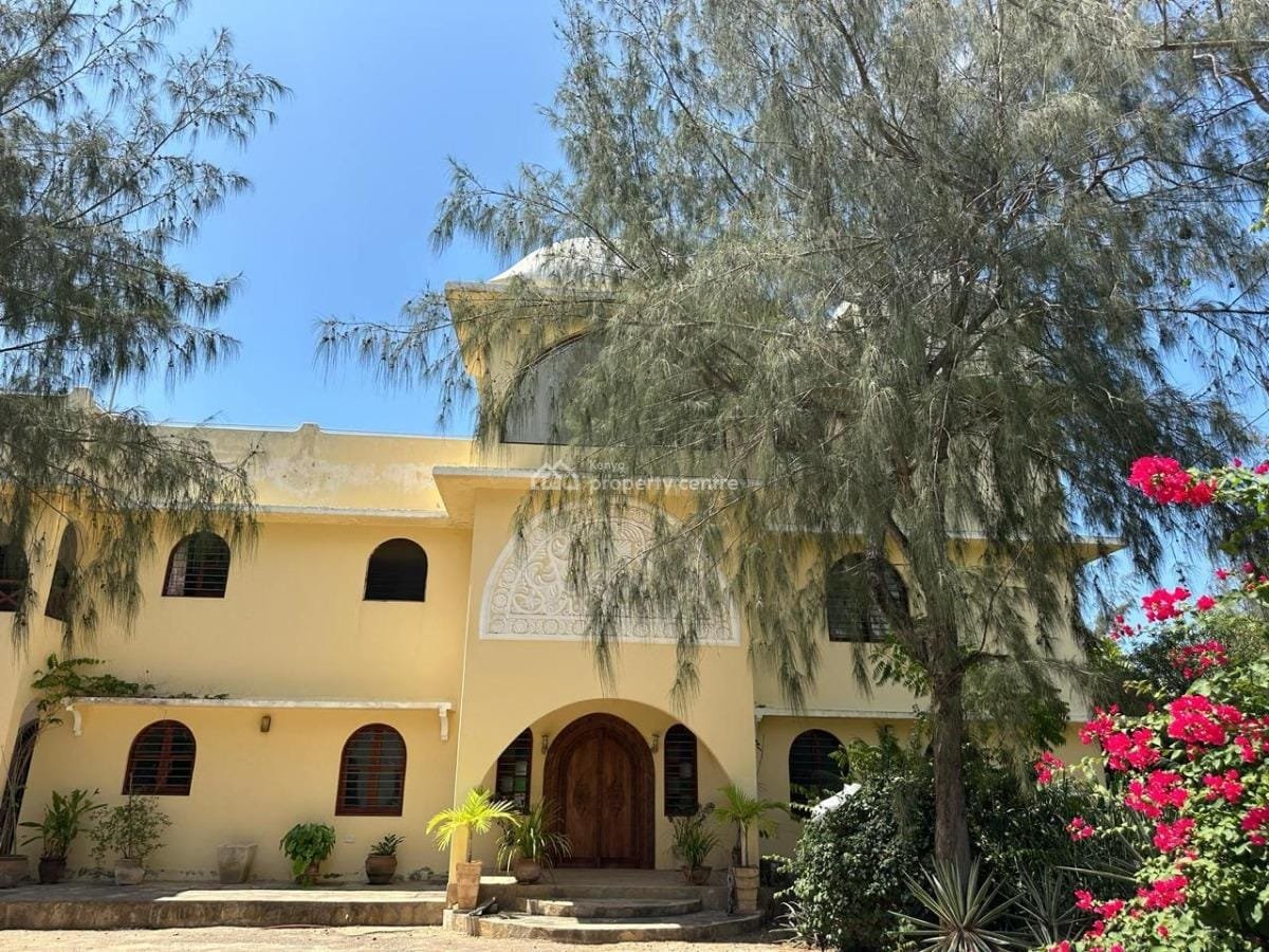 Exclusive 4-Bedroom Beachfront Home on 4 Acres in Watamu