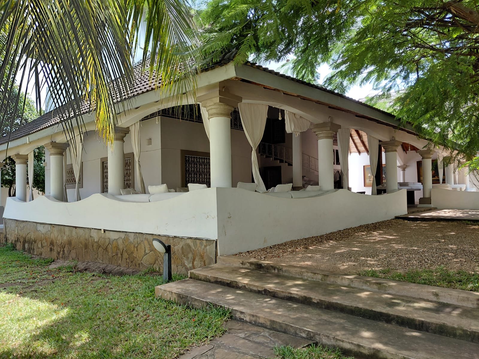 Spacious 5-Bedroom House with Large Staff Quarter for Sale in Watamu, Kilifi - property image 5