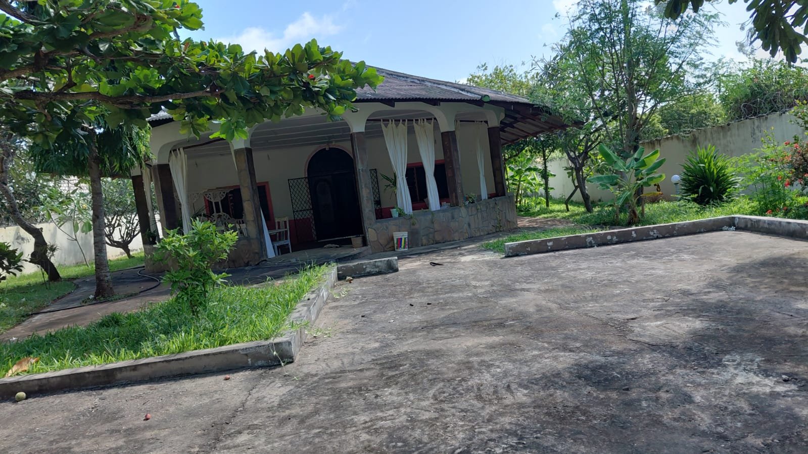 Charming 2-Bedroom House for Sale Near Sun Palm Hotel, Watamu - property image 3