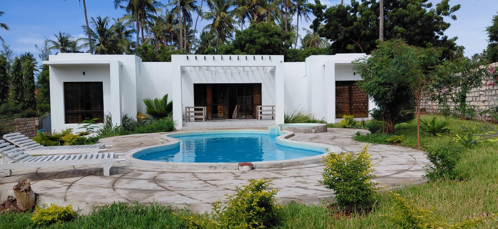 Beautiful 3-Bedroom Furnished House for Sale in Watamu-Garoda